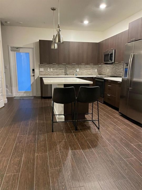 En Renta: $3,999 (3 camas, 3 baños, 1509 Pies cuadrados)