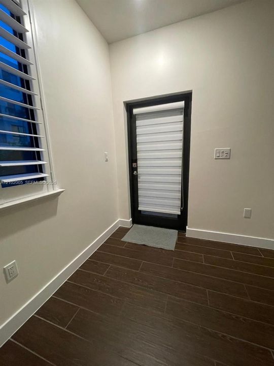 En Renta: $3,999 (3 camas, 3 baños, 1509 Pies cuadrados)
