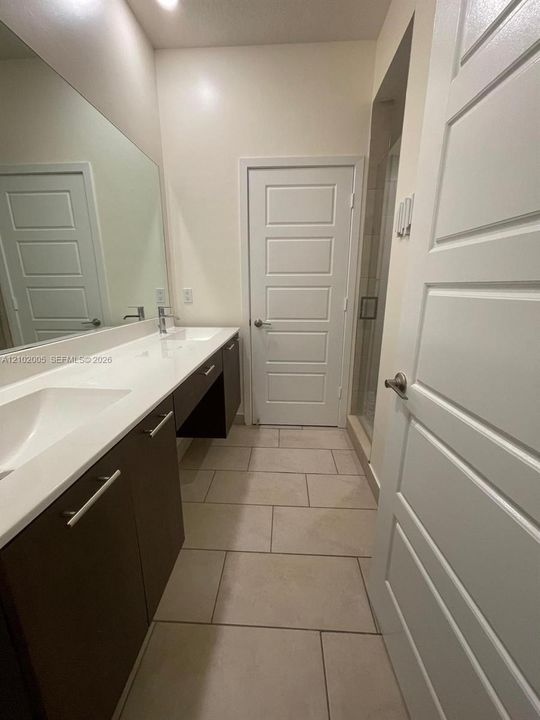 En Renta: $3,999 (3 camas, 3 baños, 1509 Pies cuadrados)