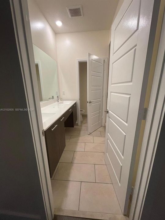 En Renta: $3,999 (3 camas, 3 baños, 1509 Pies cuadrados)