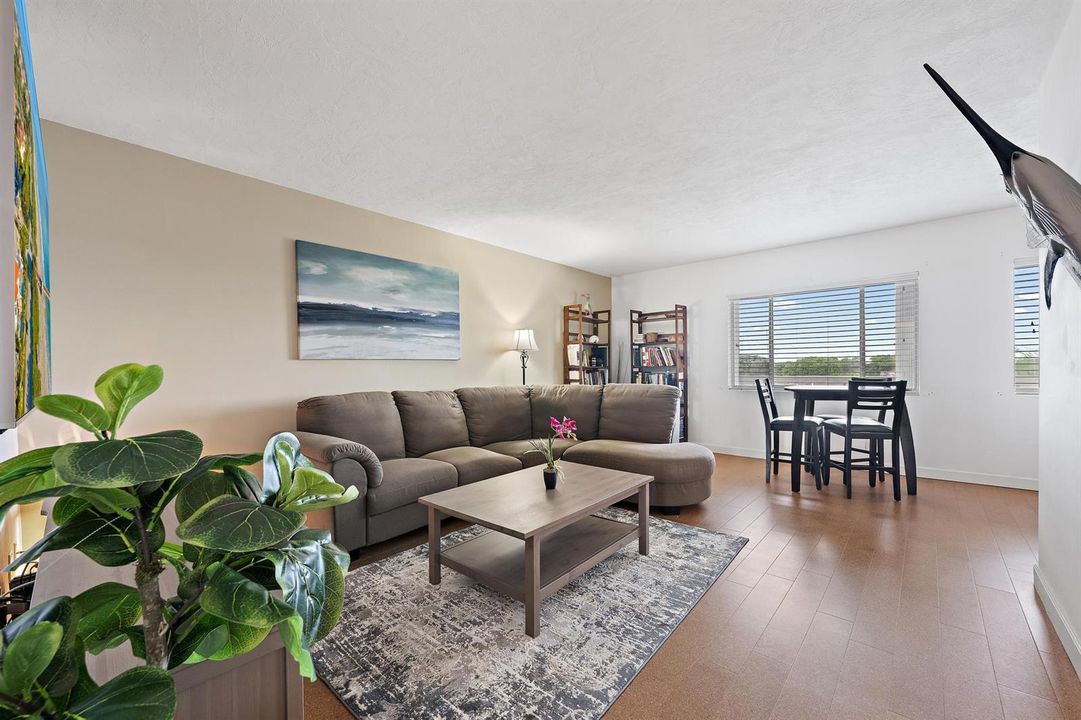 2381 Sunset Ave 306-12