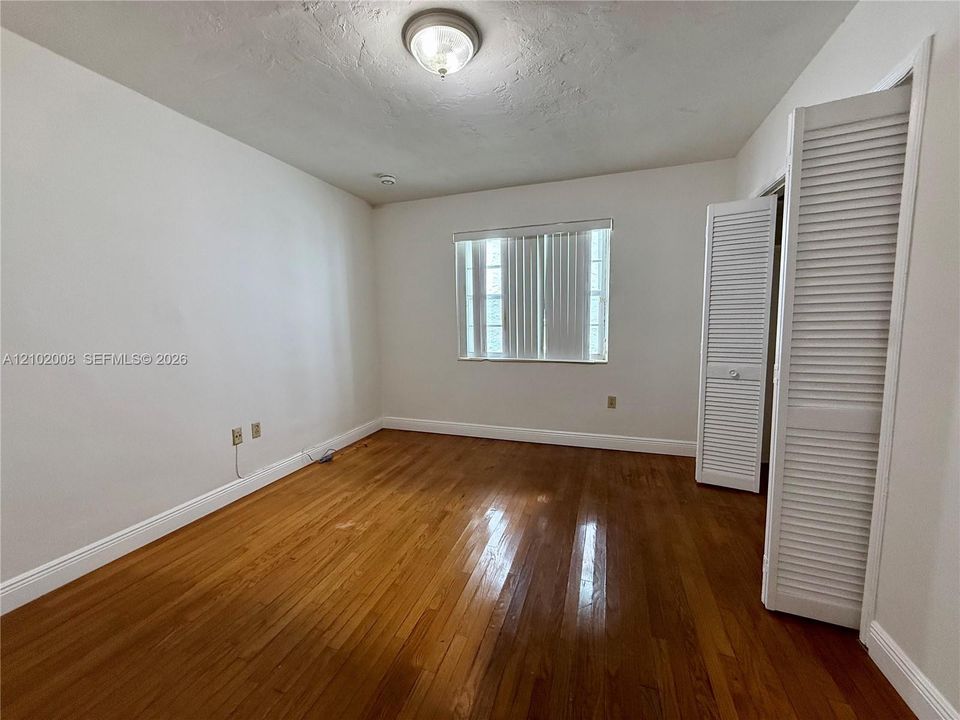 En Renta: $4,450 (4 camas, 2 baños, 1971 Pies cuadrados)