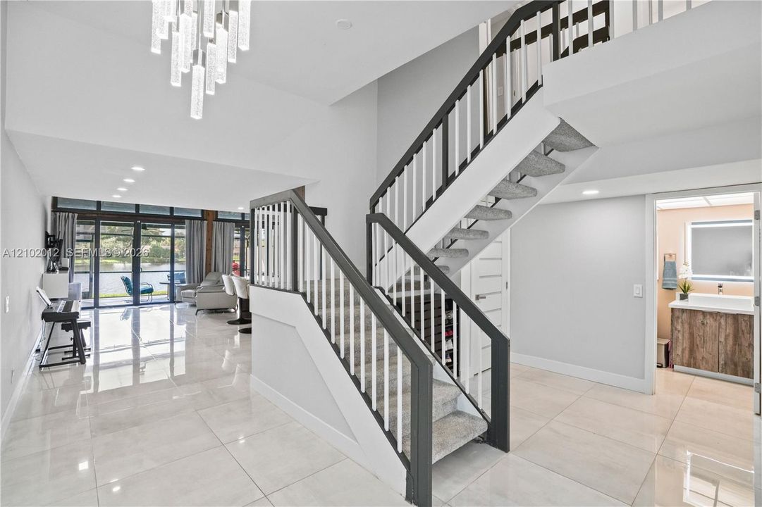 En Venta: $510,000 (3 camas, 3 baños, 1686 Pies cuadrados)