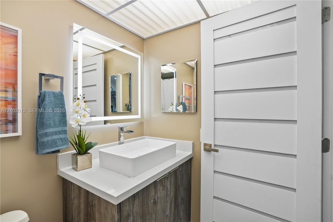 En Venta: $510,000 (3 camas, 3 baños, 1686 Pies cuadrados)