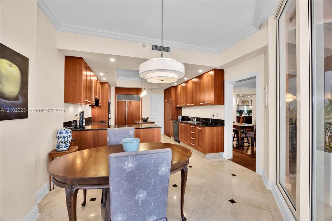 En Venta: $2,795,000 (2 camas, 3 baños, 3100 Pies cuadrados)
