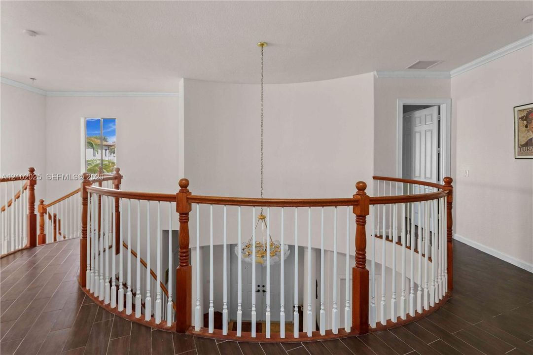 Upstairs grand landing