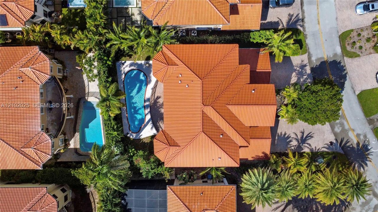 На продажу: $1,155,000 (5 спален, 4 ванн, 4717 Квадратных фут)