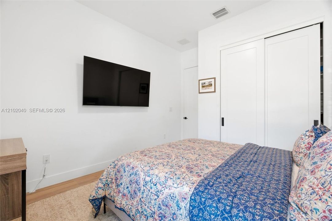 For Sale: $1,449,000 (4 beds, 4 baths, 2016 Square Feet)