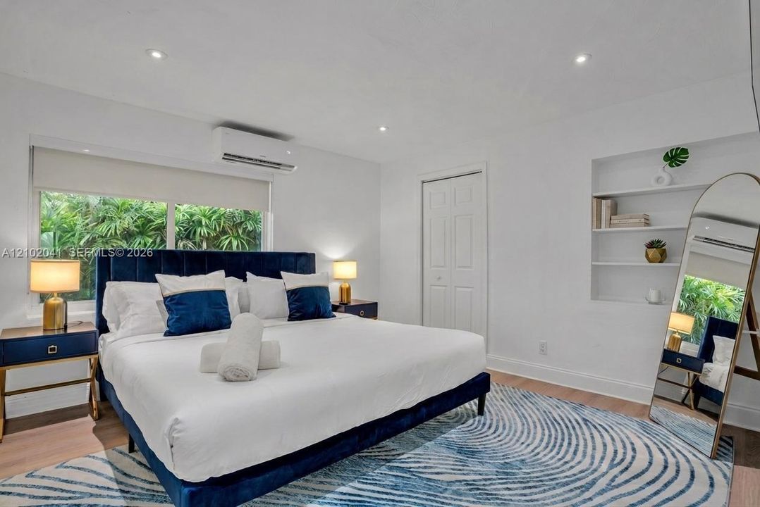 En Renta: $8,499 (5 camas, 3 baños, 2320 Pies cuadrados)
