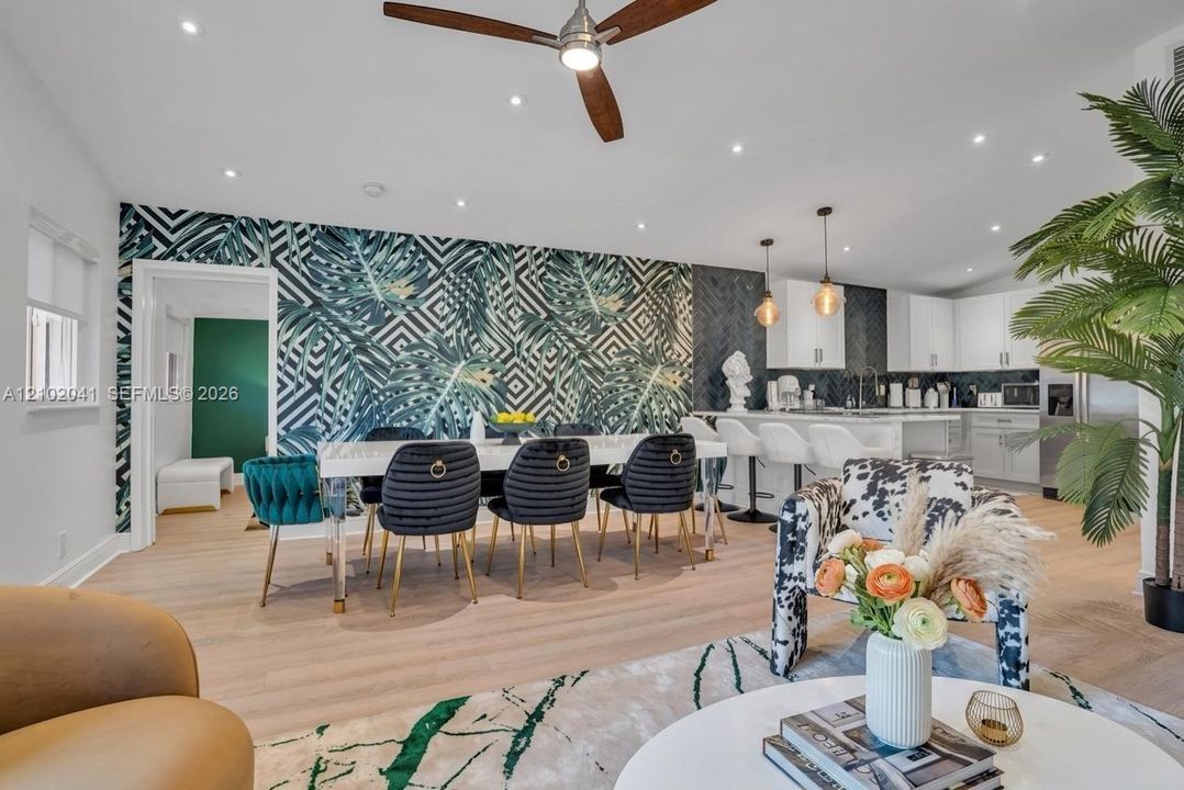 En Renta: $8,499 (5 camas, 3 baños, 2320 Pies cuadrados)