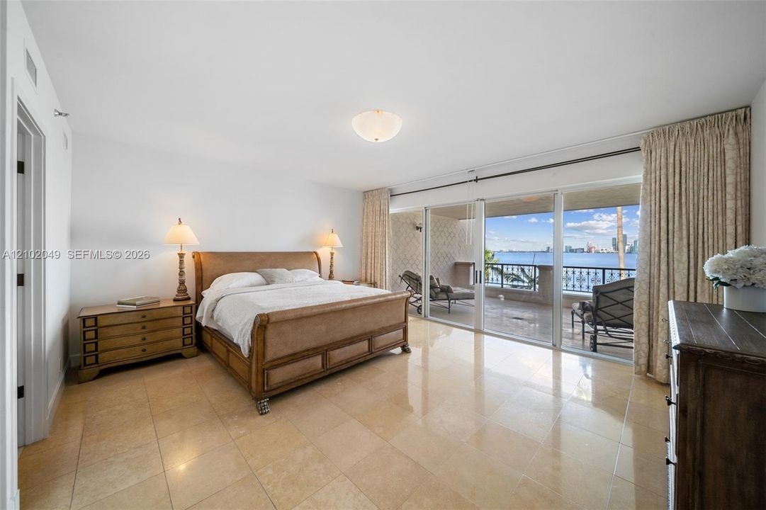 En Renta: $19,900 (2 camas, 2 baños, 1950 Pies cuadrados)