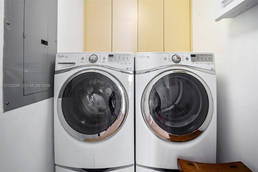 En Renta: $19,900 (2 camas, 2 baños, 1950 Pies cuadrados)
