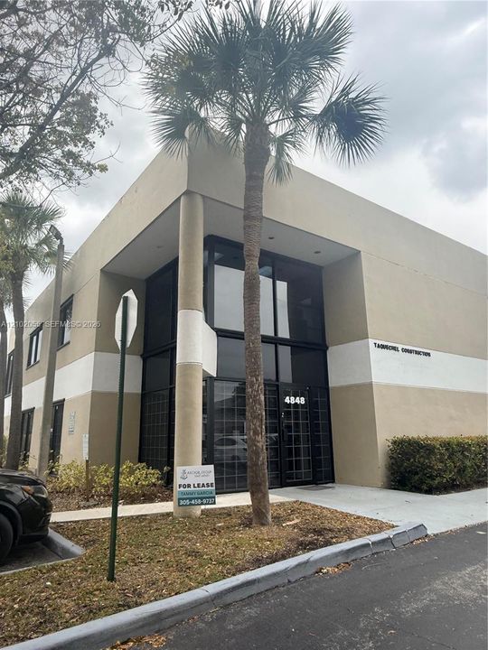 For Rent: $2,950 (0 beds, 0 baths, 0 Square Feet)