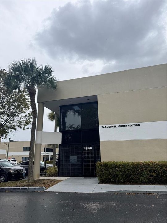 For Rent: $2,950 (0 beds, 0 baths, 0 Square Feet)