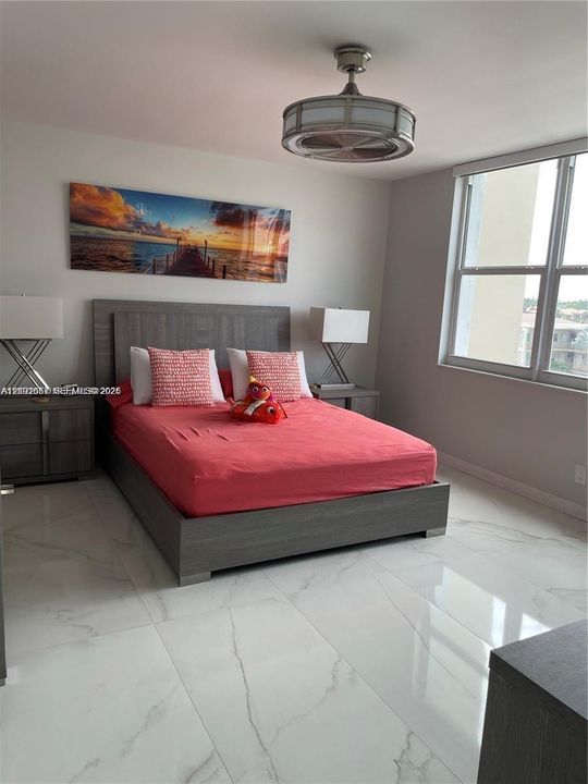 For Rent: $3,350 (2 beds, 2 baths, 1100 Square Feet)