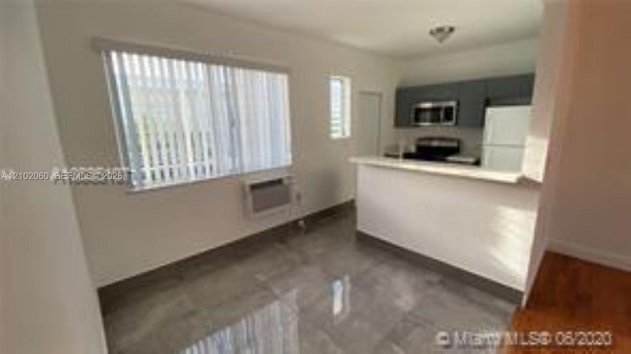 For Rent: $2,300 (2 beds, 1 baths, 4269 Square Feet)