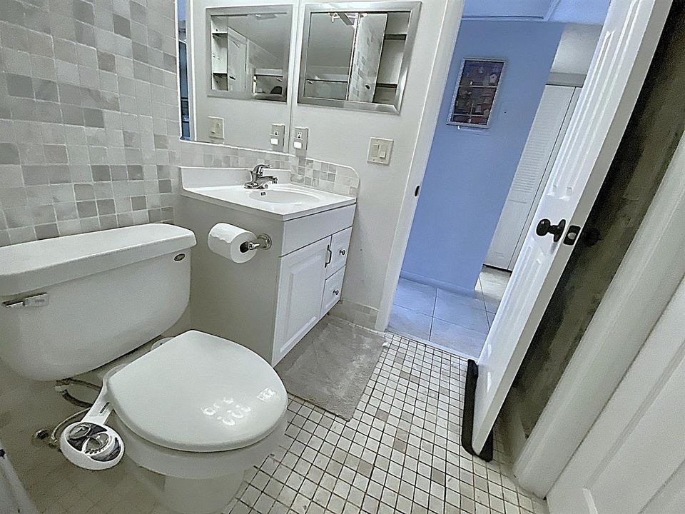 Main Bath