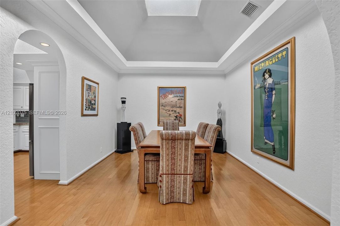 В аренду: $6,500 (3 спален, 2 ванн, 2403 Квадратных фут)