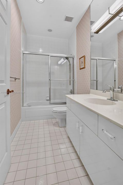В аренду: $6,500 (3 спален, 2 ванн, 2403 Квадратных фут)