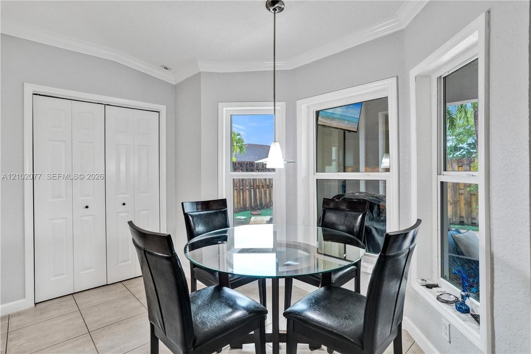For Sale: $725,000 (3 beds, 2 baths, 1901 Square Feet)