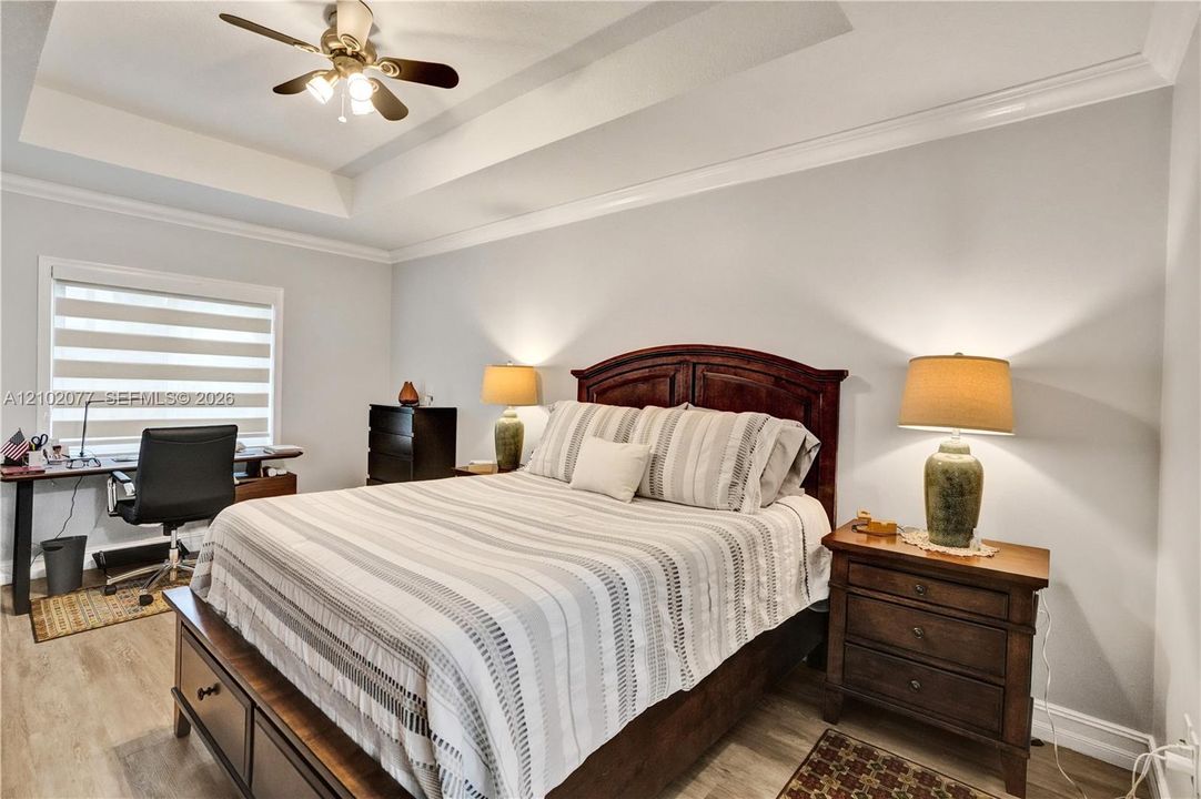 For Sale: $725,000 (3 beds, 2 baths, 1901 Square Feet)