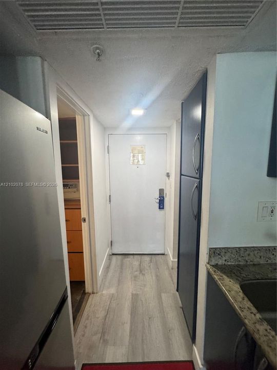 На продажу: $75,000 (0 спален, 1 ванн, 360 Квадратных фут)