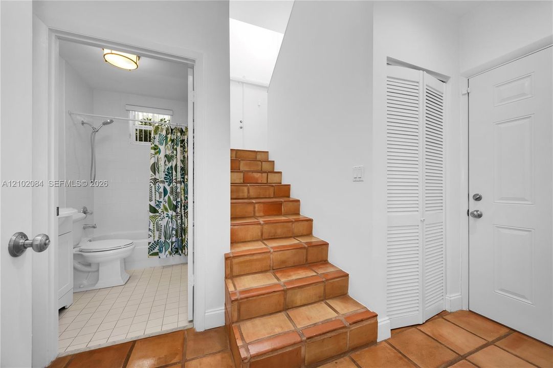 En Venta: $725,000 (2 camas, 2 baños, 1560 Pies cuadrados)