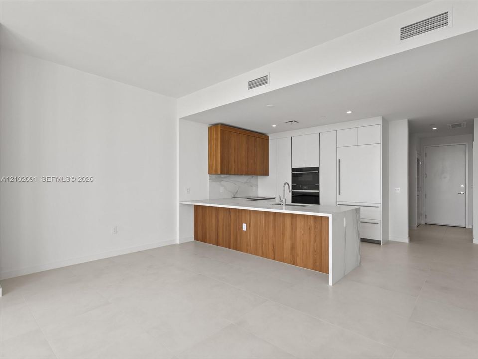 В аренду: $5,600 (1 спален, 2 ванн, 1060 Квадратных фут)