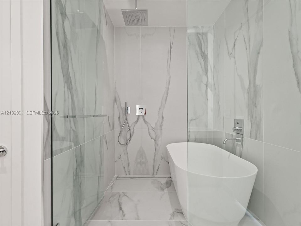 В аренду: $5,600 (1 спален, 2 ванн, 1060 Квадратных фут)