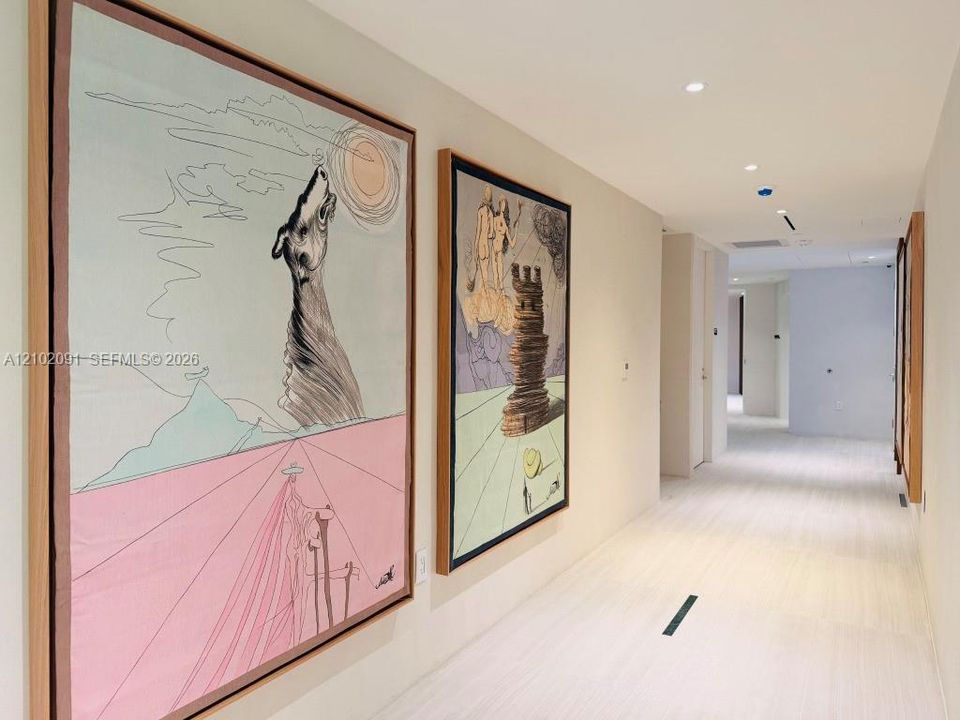 В аренду: $5,600 (1 спален, 2 ванн, 1060 Квадратных фут)