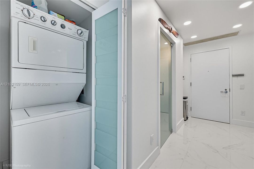 В аренду: $3,450 (1 спален, 1 ванн, 780 Квадратных фут)