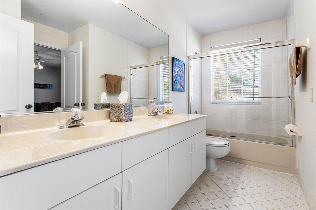 022-10378BuenaVenturaDrive-BocaRaton-FL-