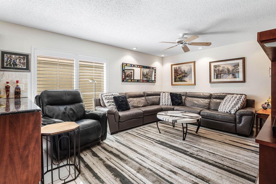 010-10378BuenaVenturaDrive-BocaRaton-FL-