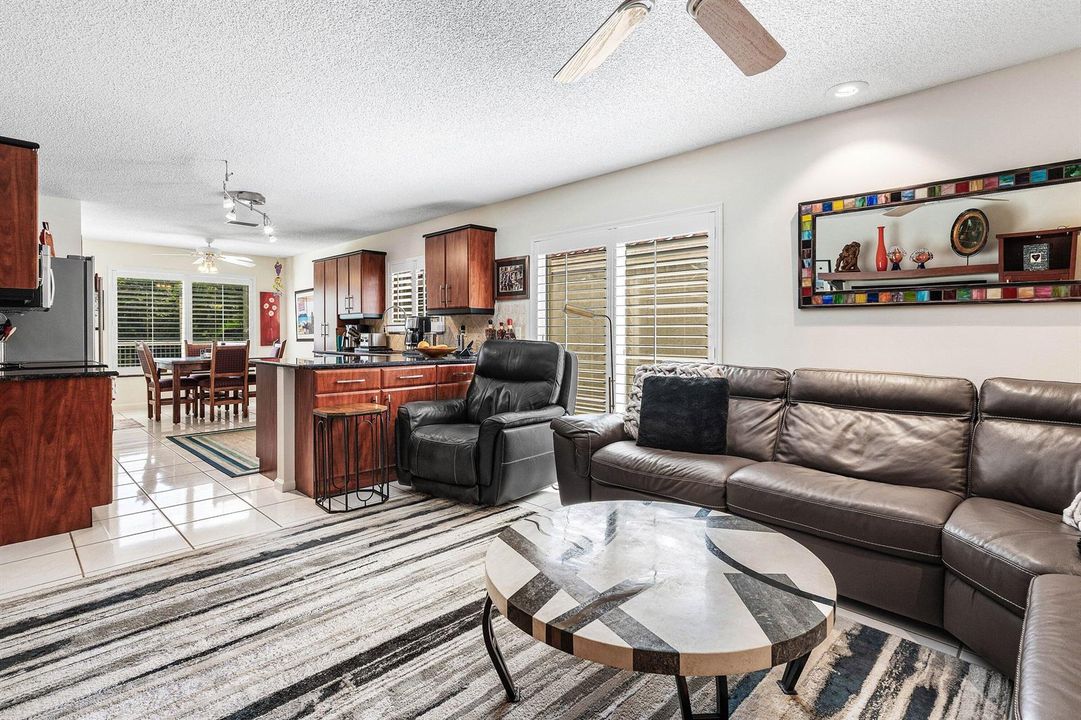011-10378BuenaVenturaDrive-BocaRaton-FL-
