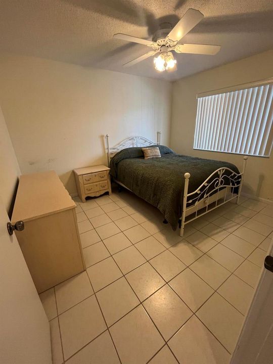 guest/2nd bedroom