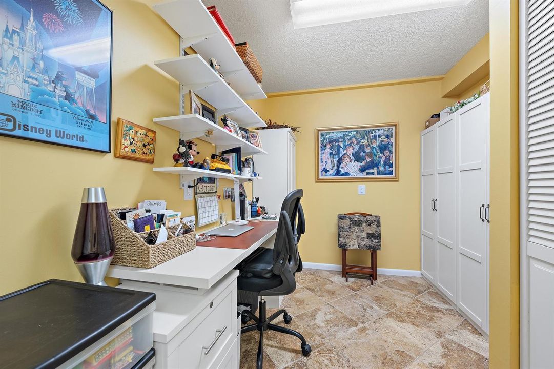 Office or make it a den