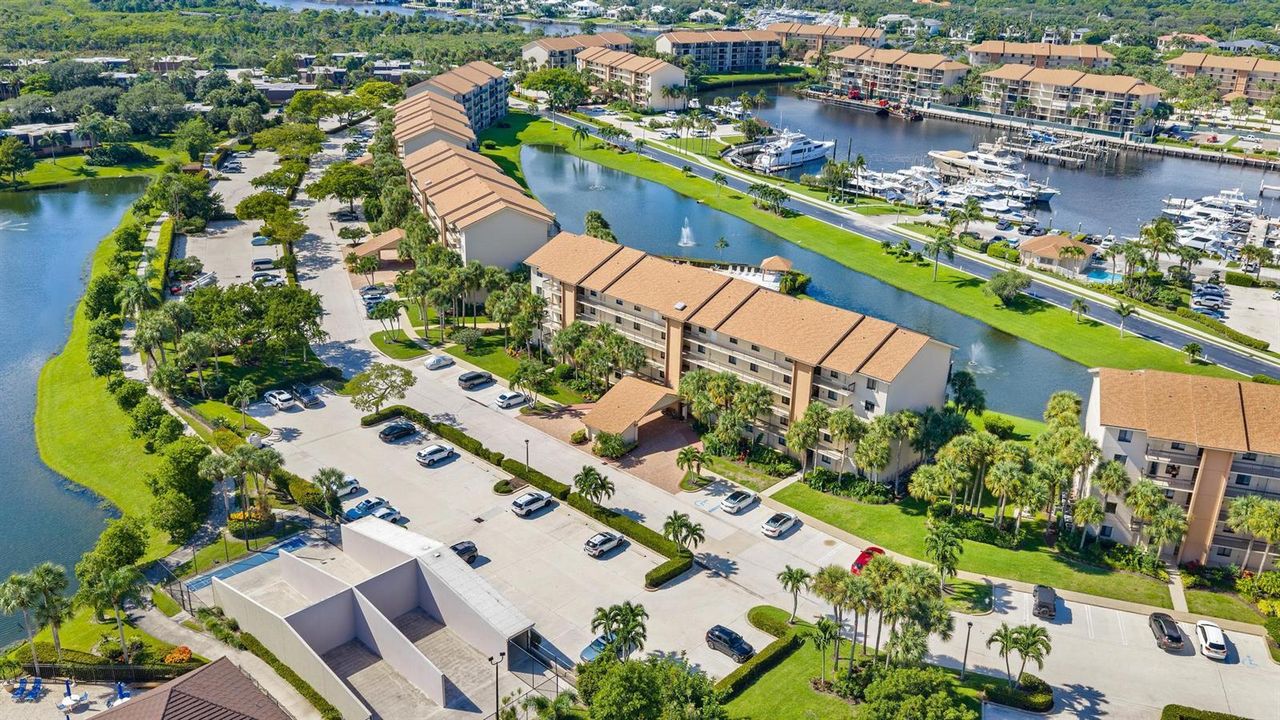 601 Seafarer Cir unit 201-29