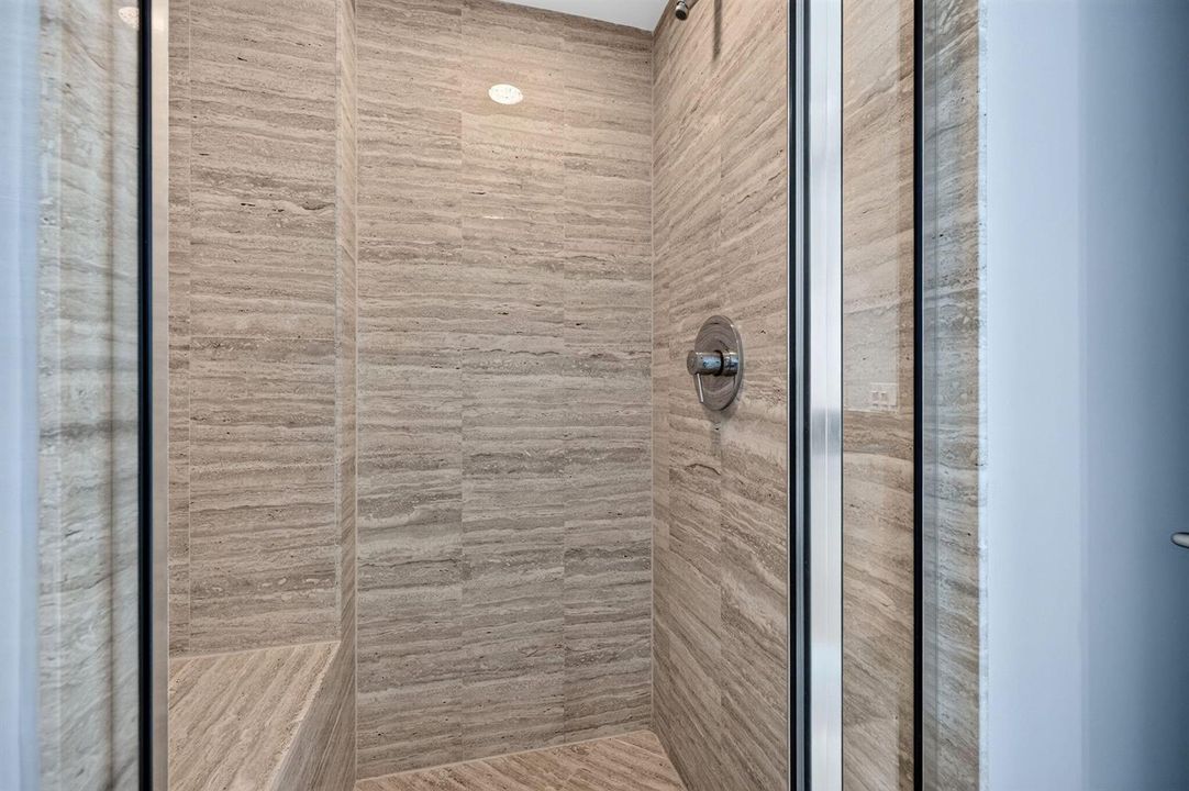 62-web-or-mls-699A2330