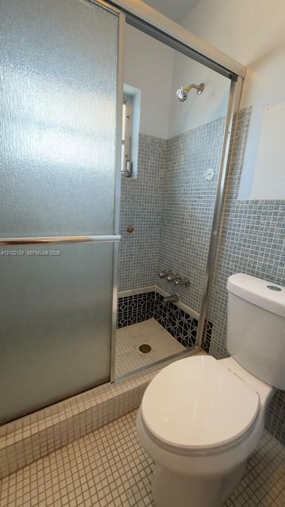 На продажу: $165,000 (1 спален, 1 ванн, 650 Квадратных фут)