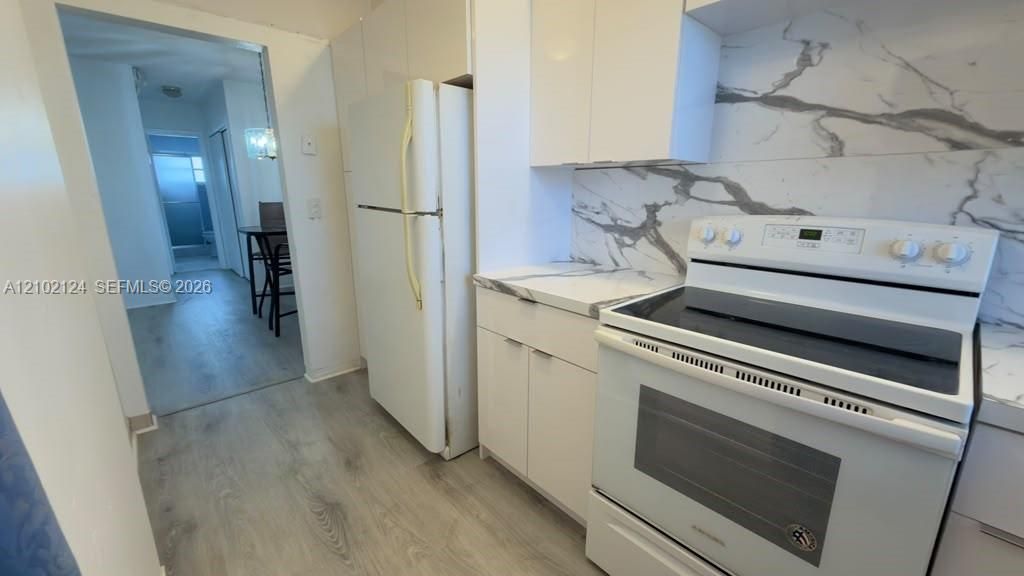 На продажу: $165,000 (1 спален, 1 ванн, 650 Квадратных фут)
