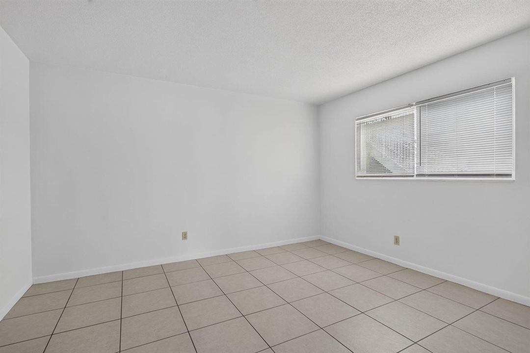 15-web-or-mls-2160-15