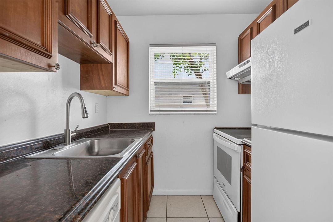 11-web-or-mls-2160-11