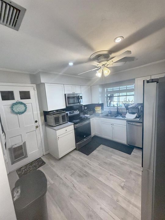 03-Kitchen