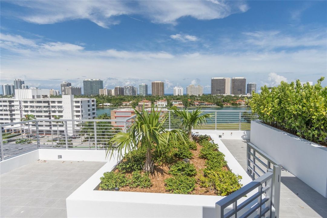 En Venta: $850,000 (2 camas, 2 baños, 1463 Pies cuadrados)