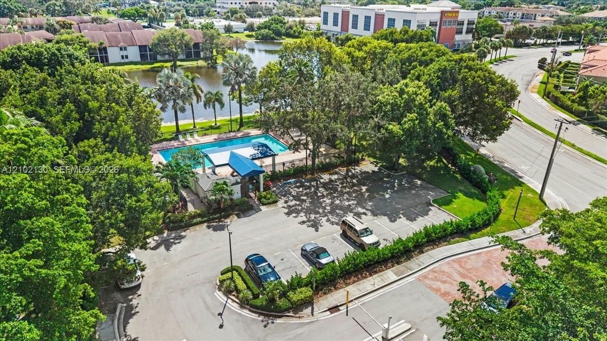 На продажу: $340,000 (2 спален, 2 ванн, 1110 Квадратных фут)