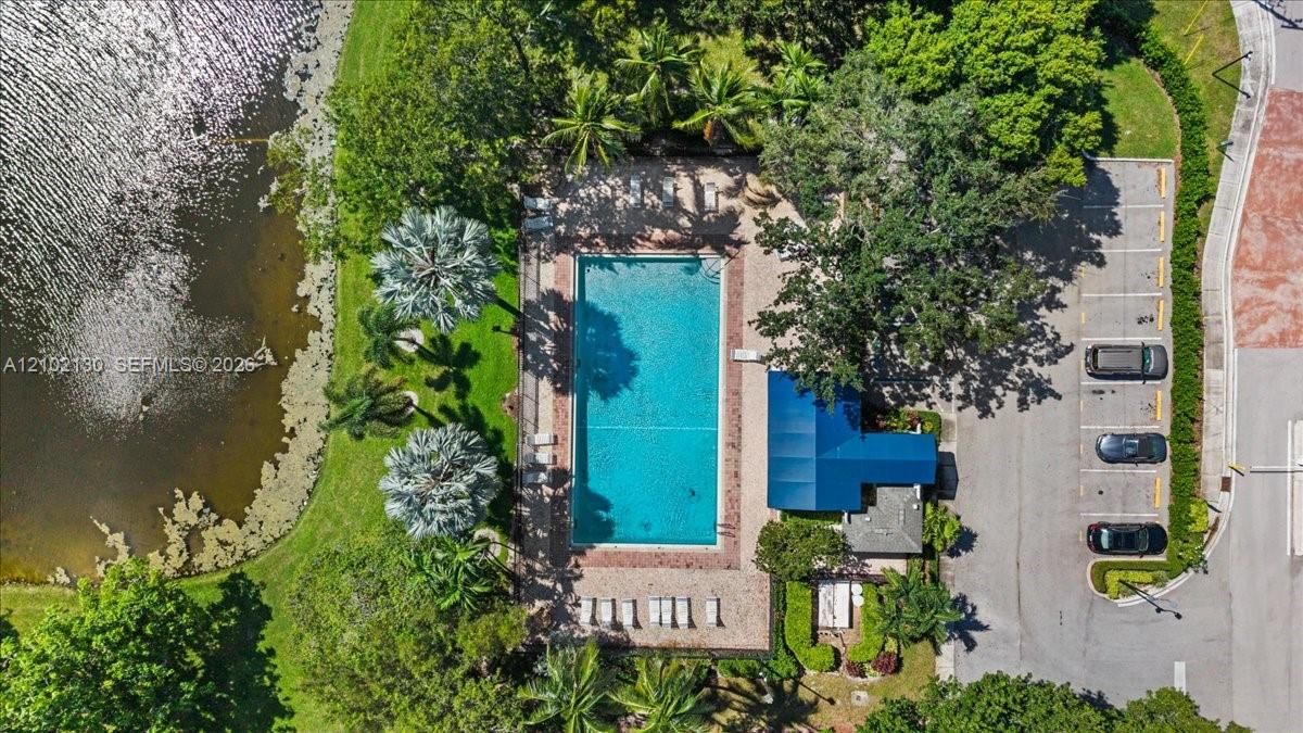 На продажу: $340,000 (2 спален, 2 ванн, 1110 Квадратных фут)
