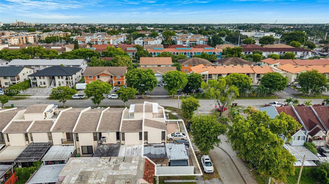 На продажу: $399,000 (3 спален, 2 ванн, 1410 Квадратных фут)