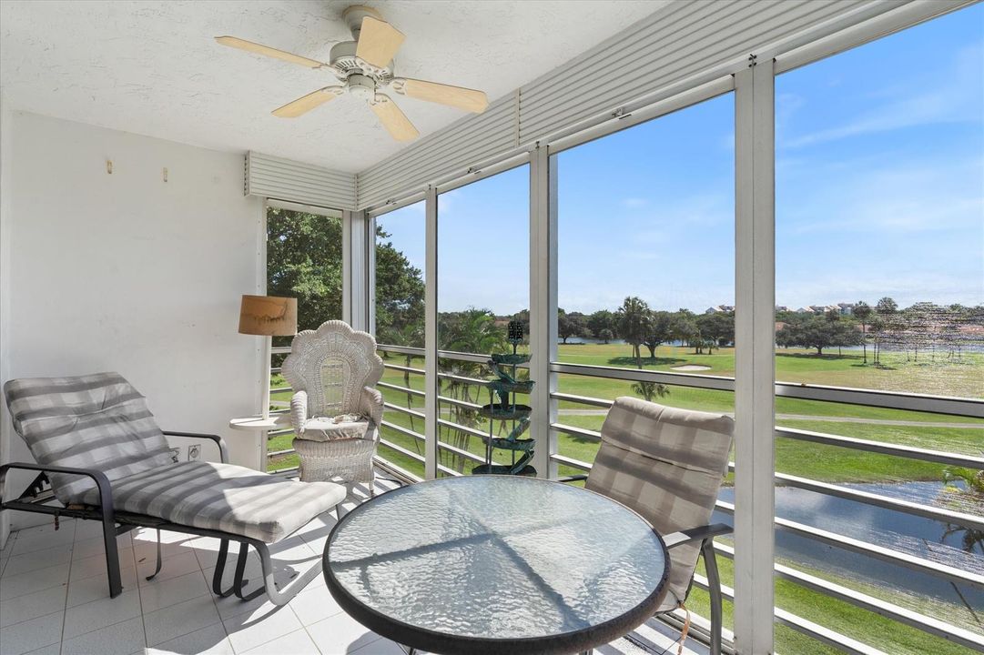24-3980 Oaks Clubhouse Drive #411 Pompan