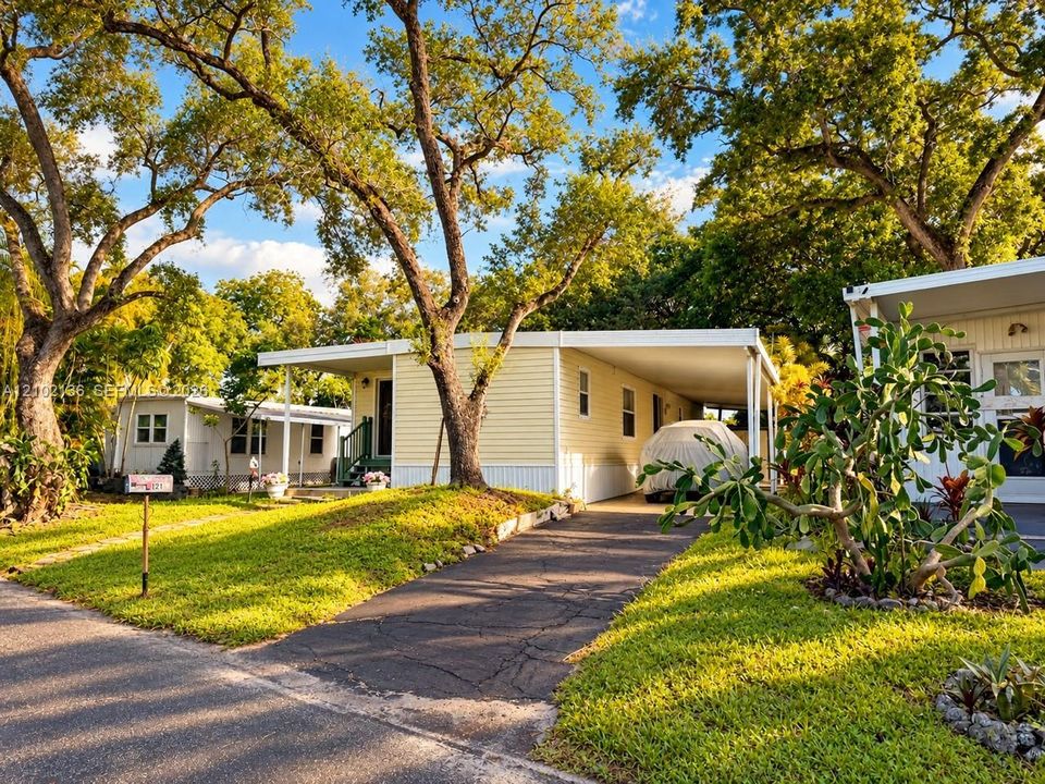 For Sale: $180,000 (2 beds, 2 baths, 0 Square Feet)