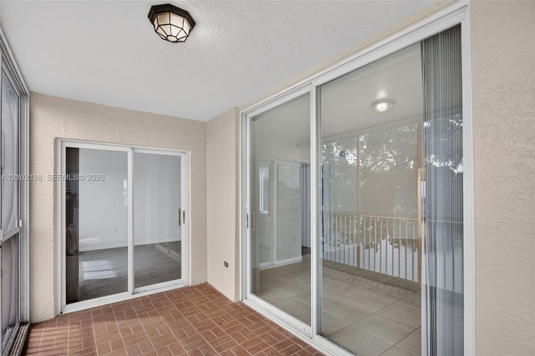 For Sale: $209,900 (2 beds, 2 baths, 1469 Square Feet)